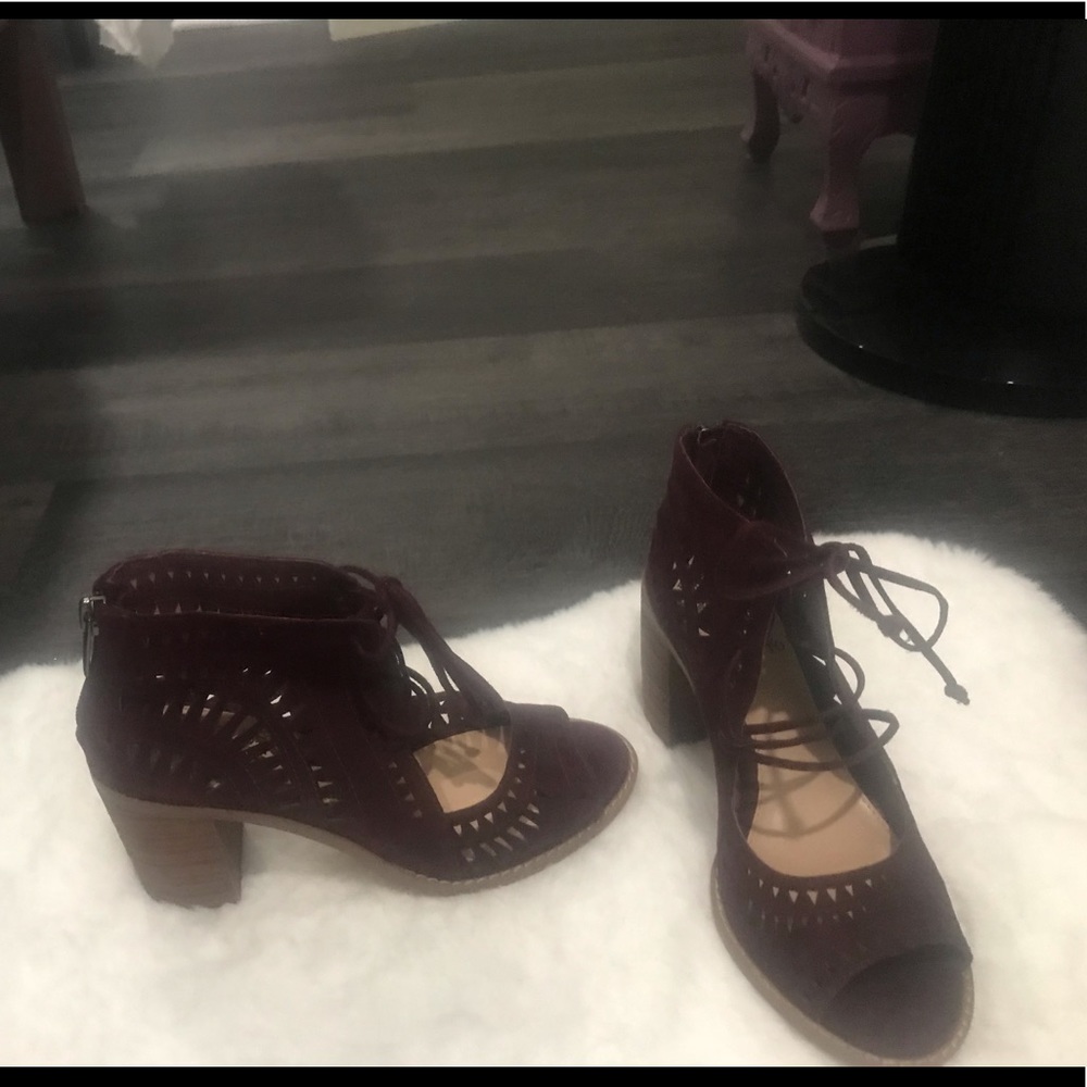 High heel shoes